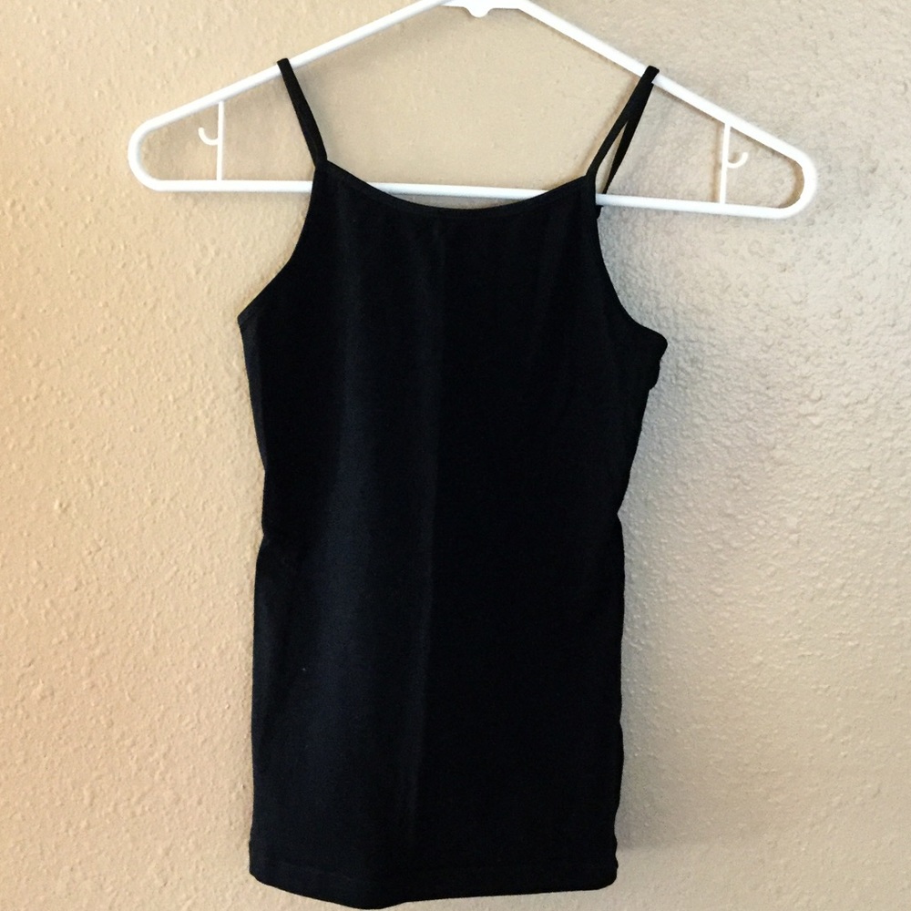Girl’s black tank top